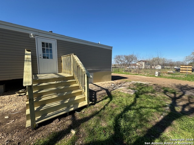main property photo 18