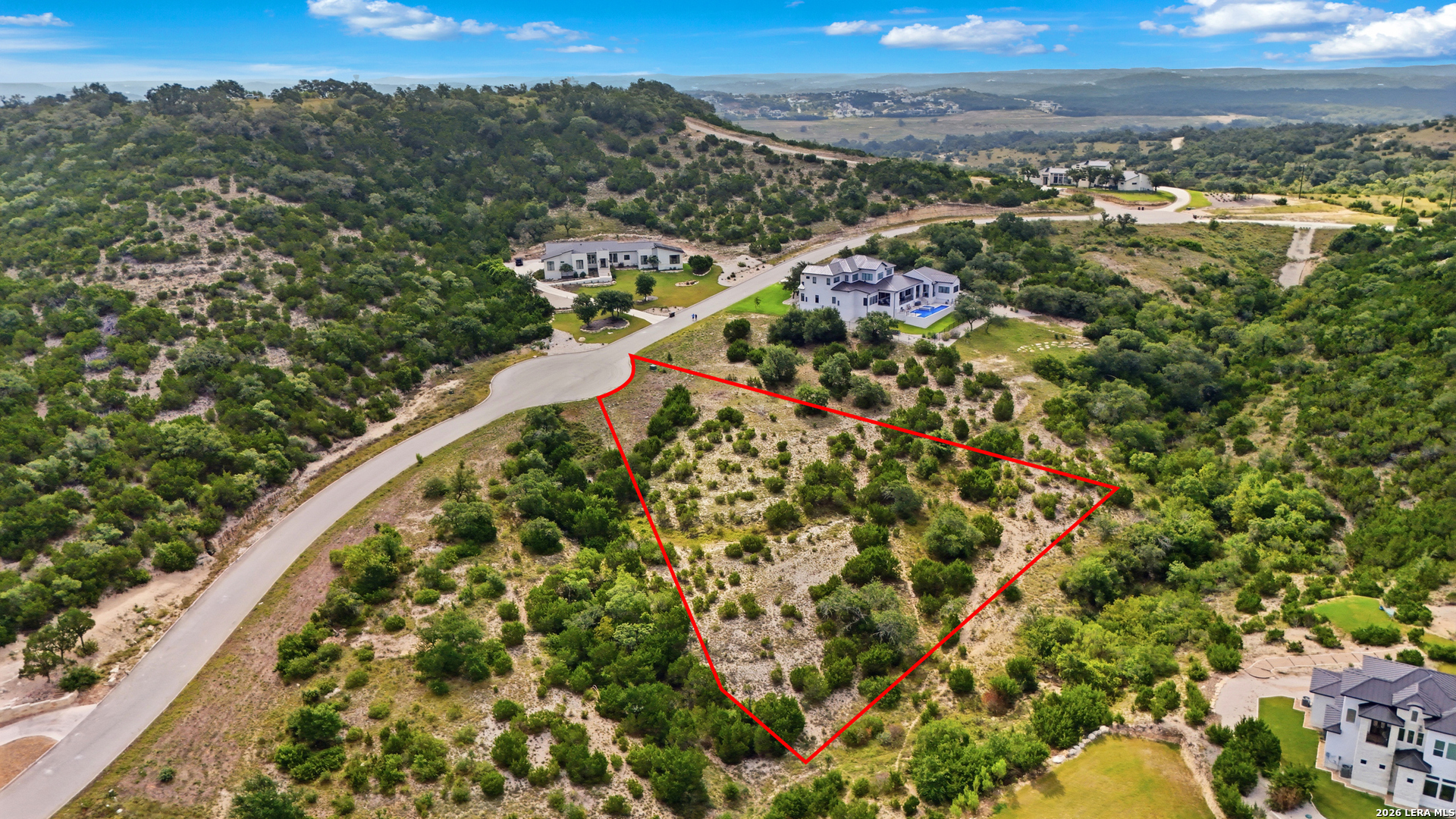 main property photo 11