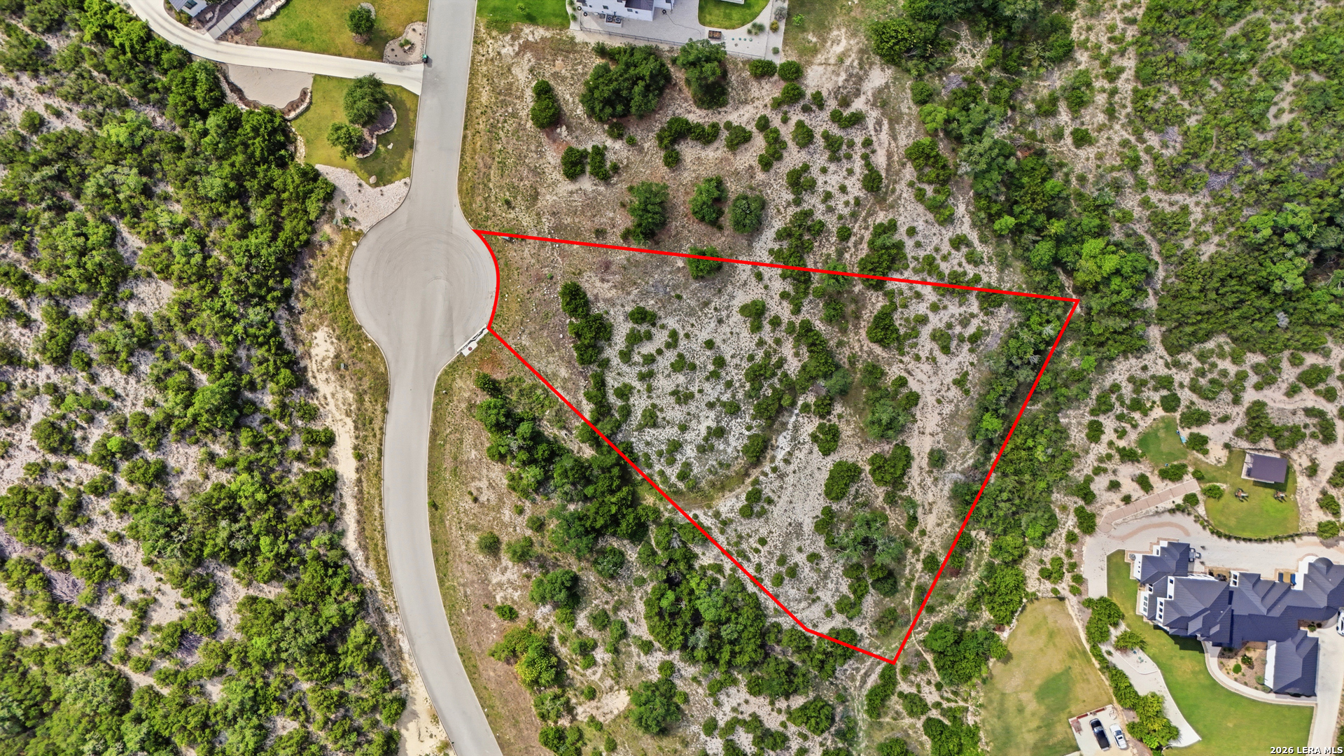 main property photo 15