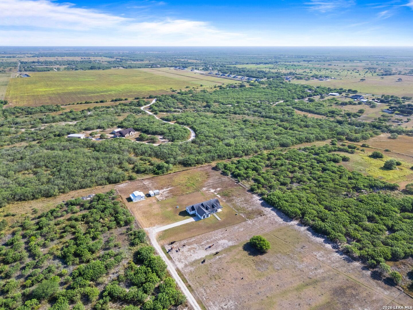 main property photo 30