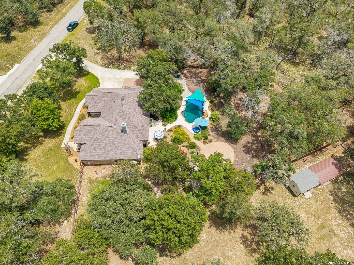 main property photo 38