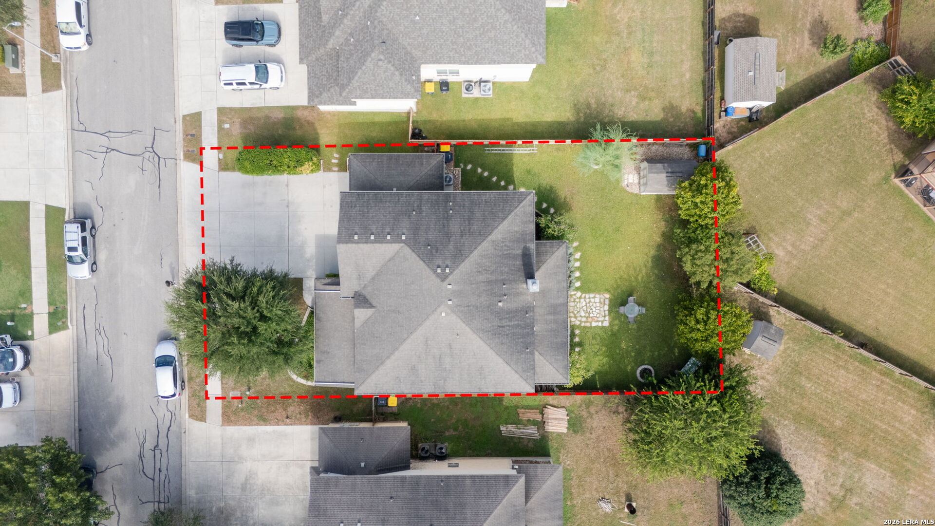 main property photo 40
