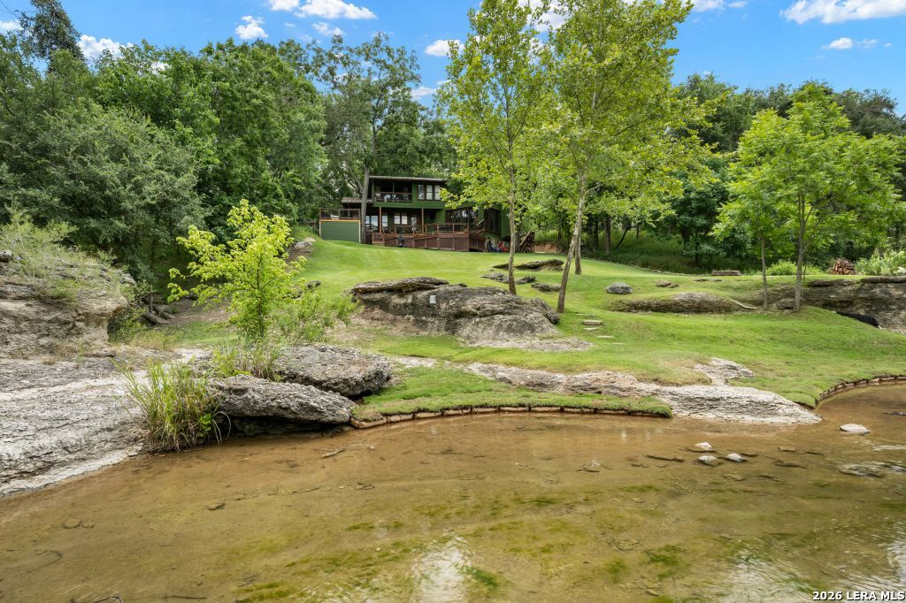 main property photo 13
