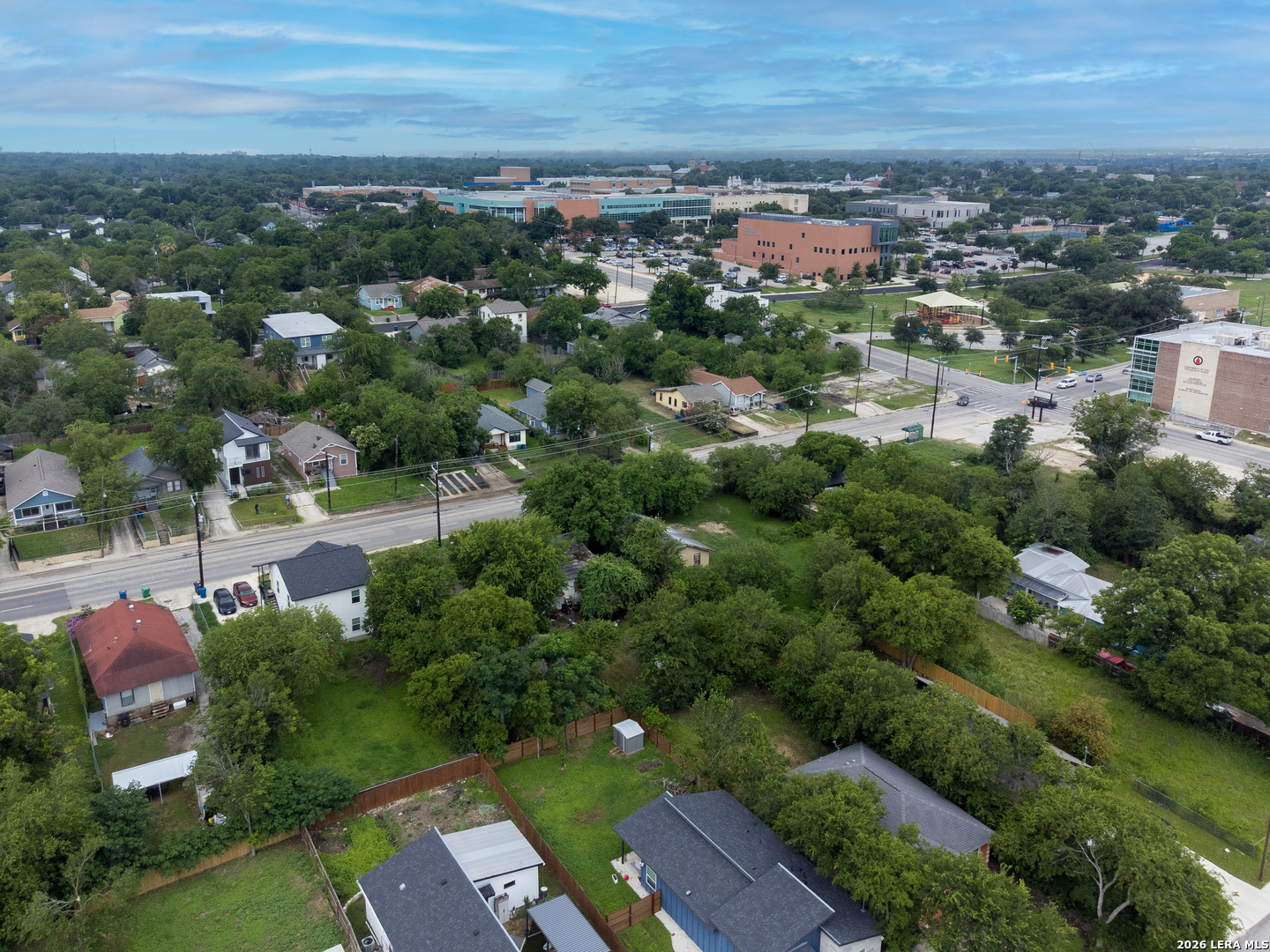 main property photo 34