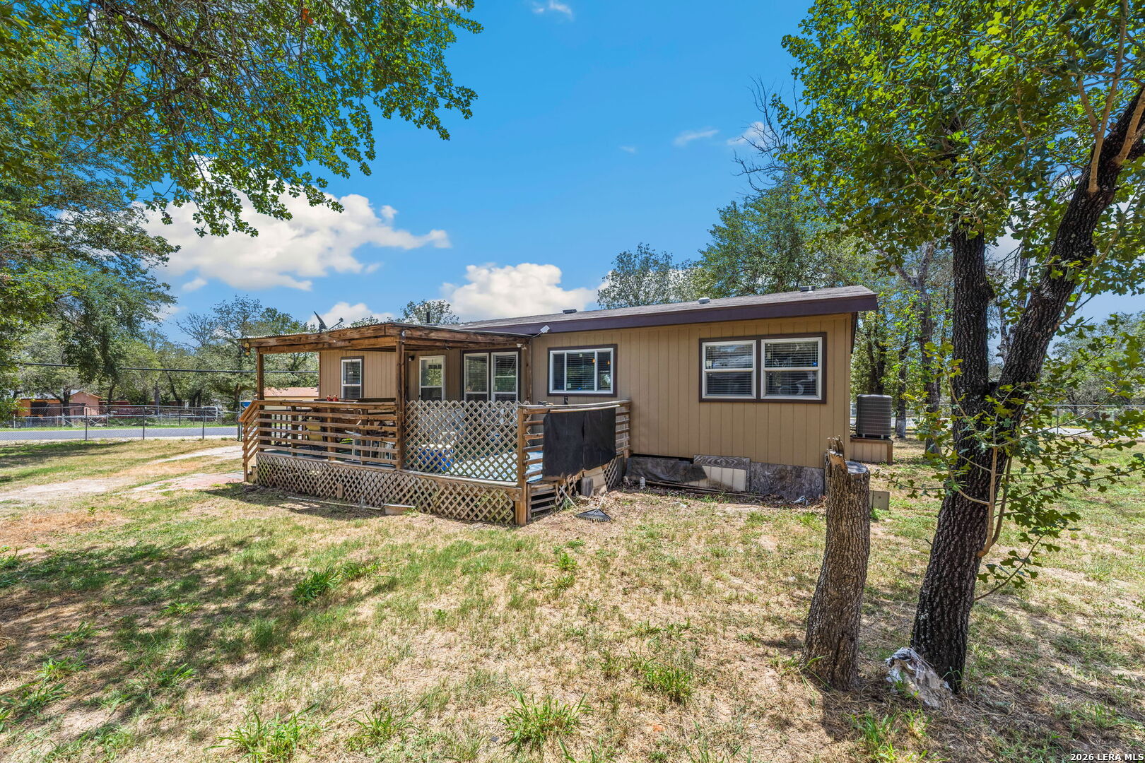 main property photo 20