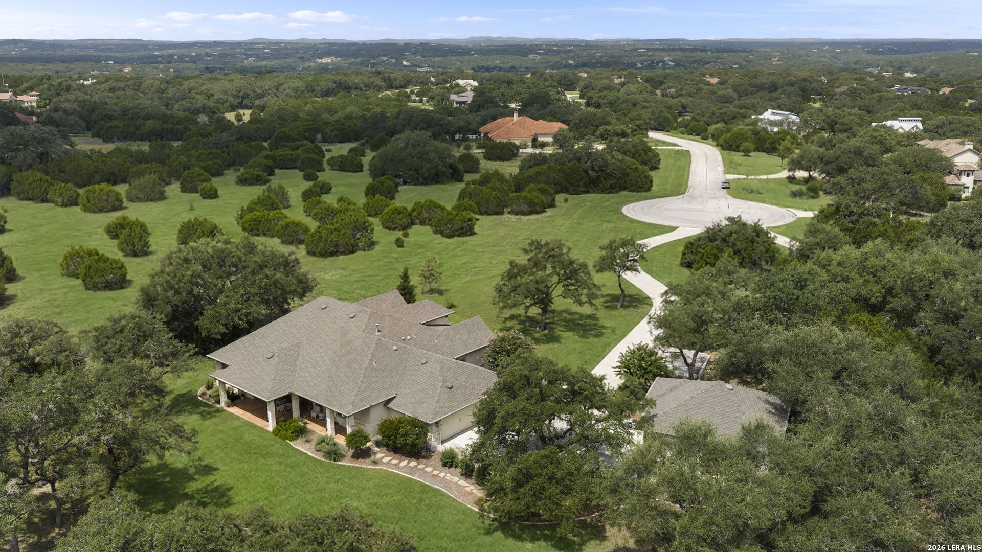 main property photo 31