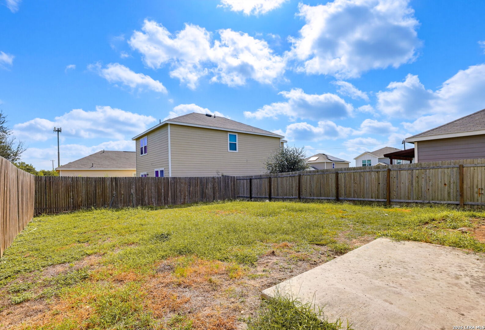 main property photo 17