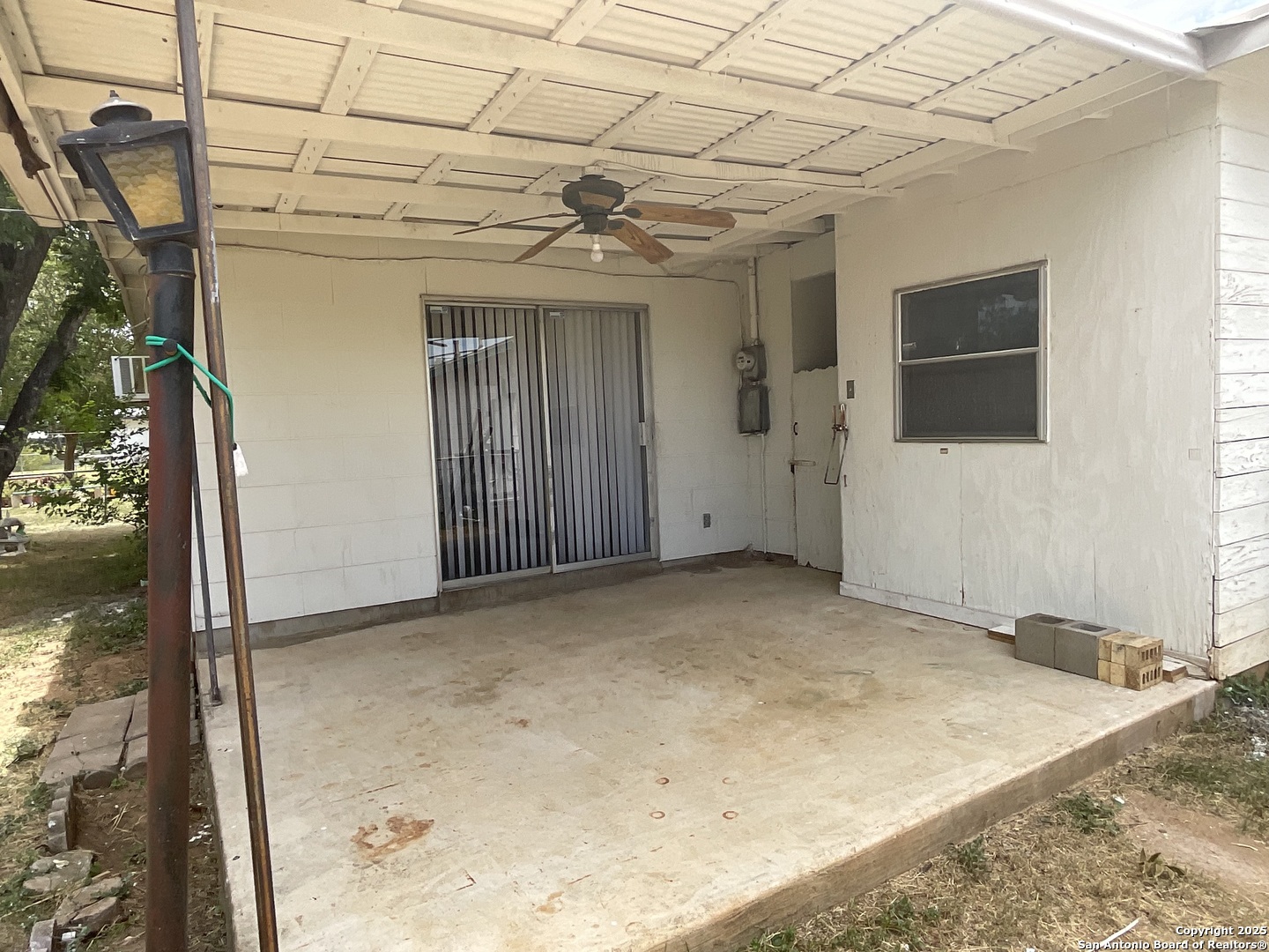 main property photo 24