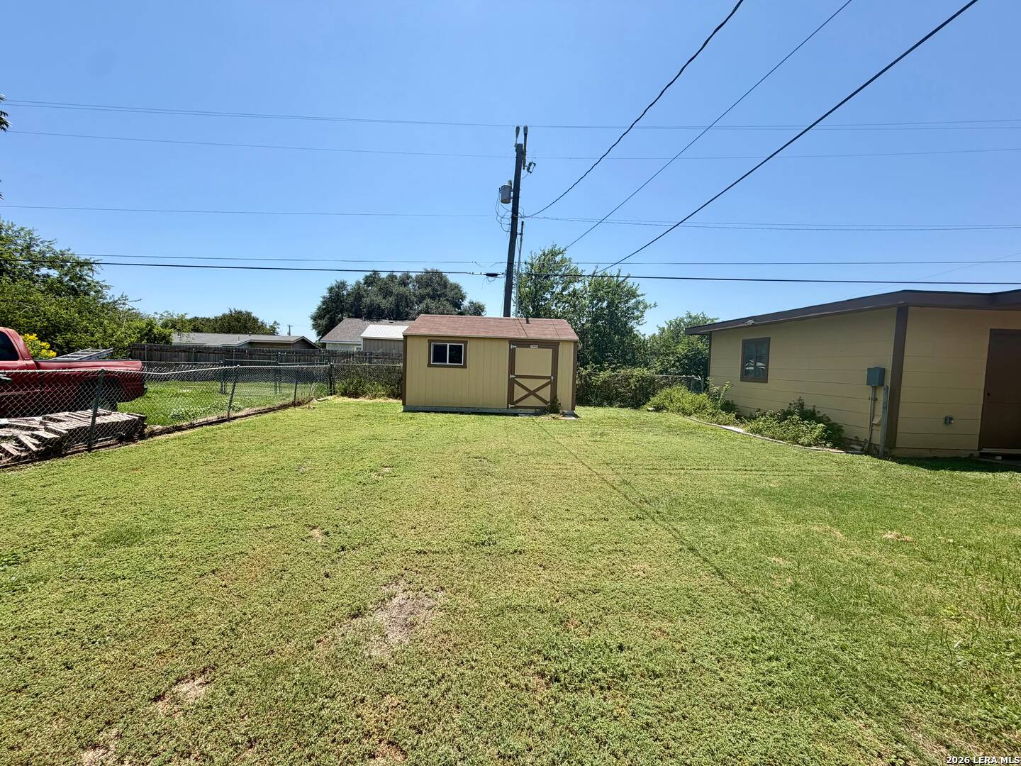 main property photo 19