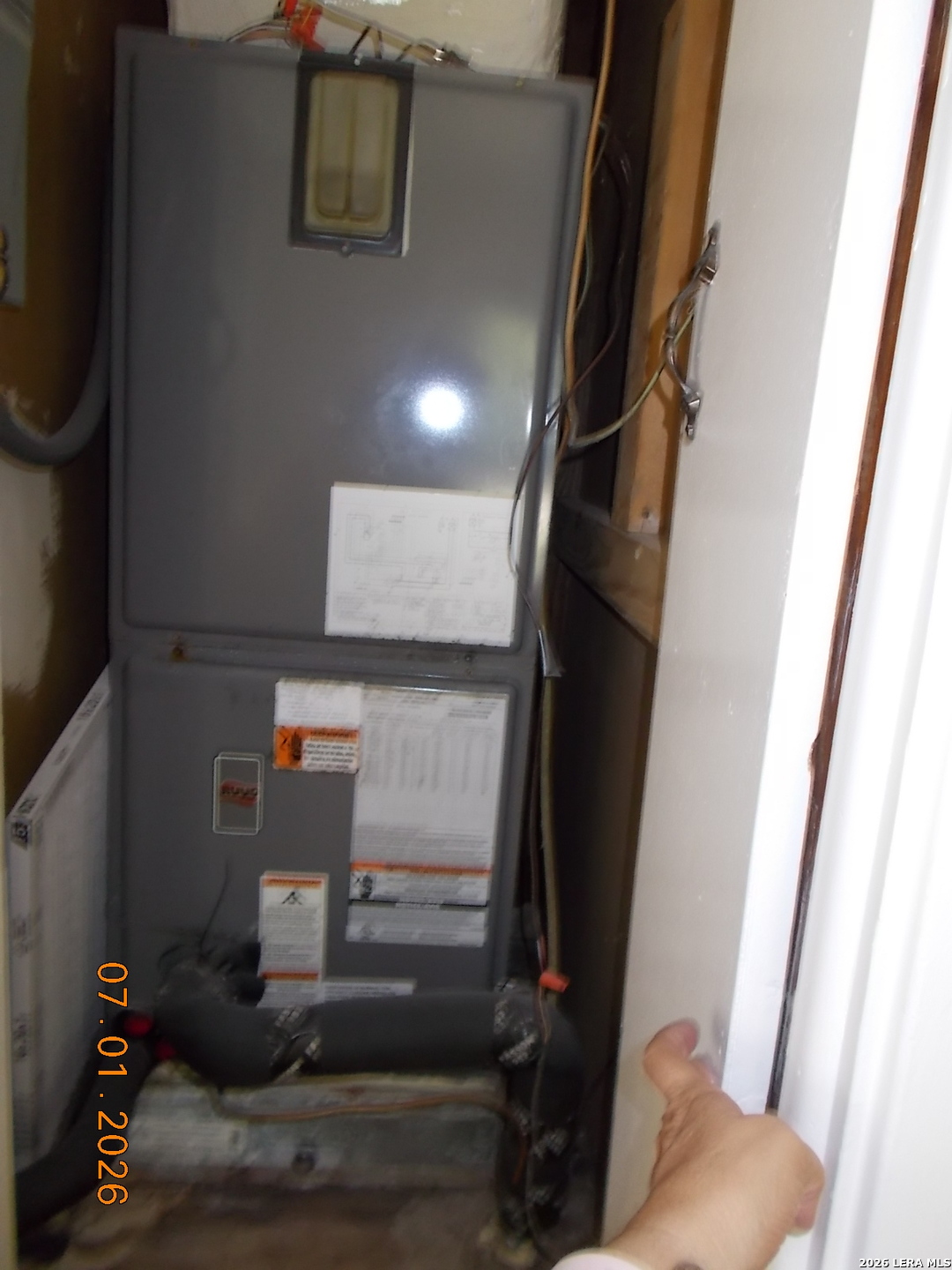 main property photo 8