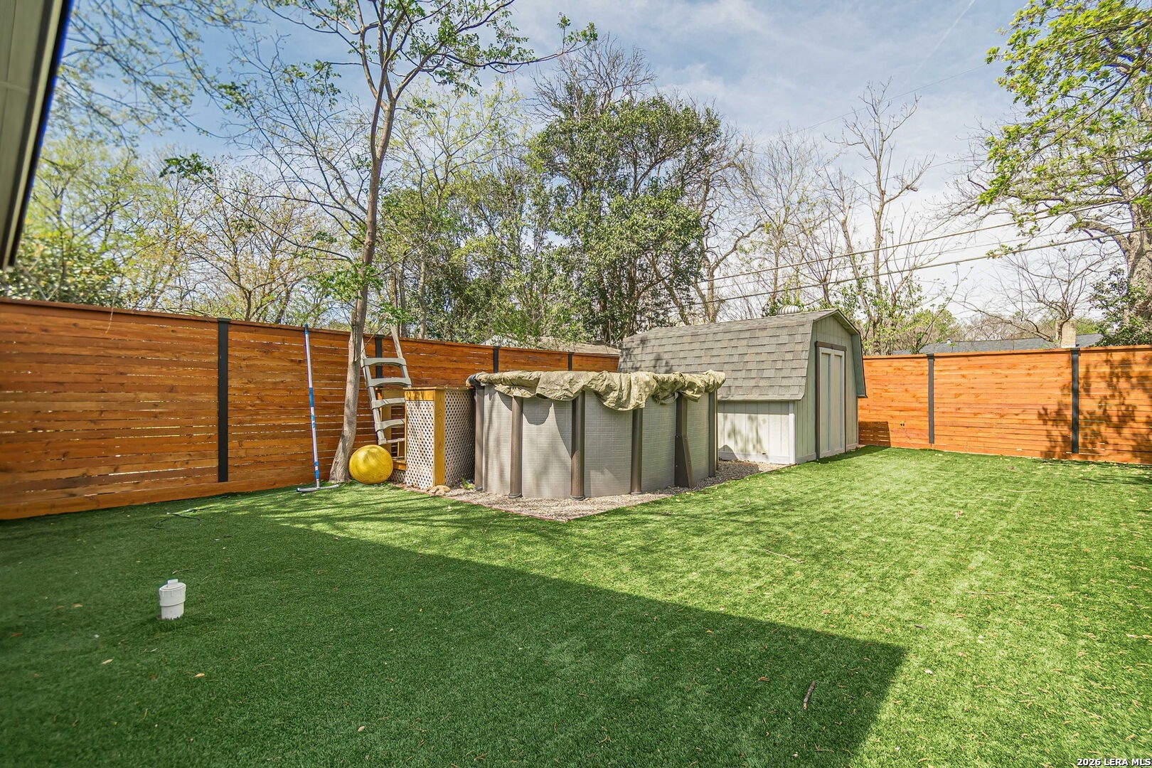 main property photo 37