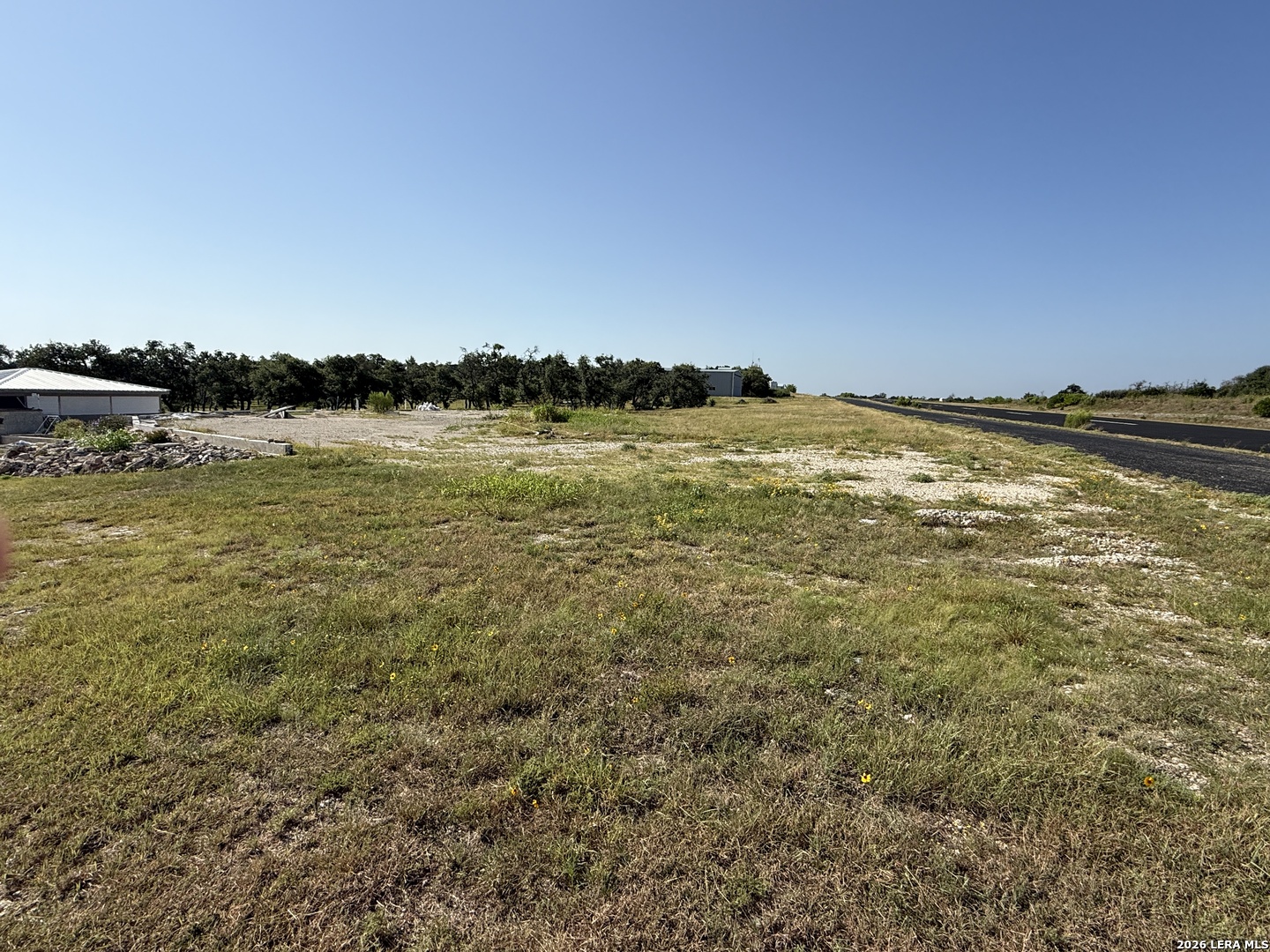 main property photo 18