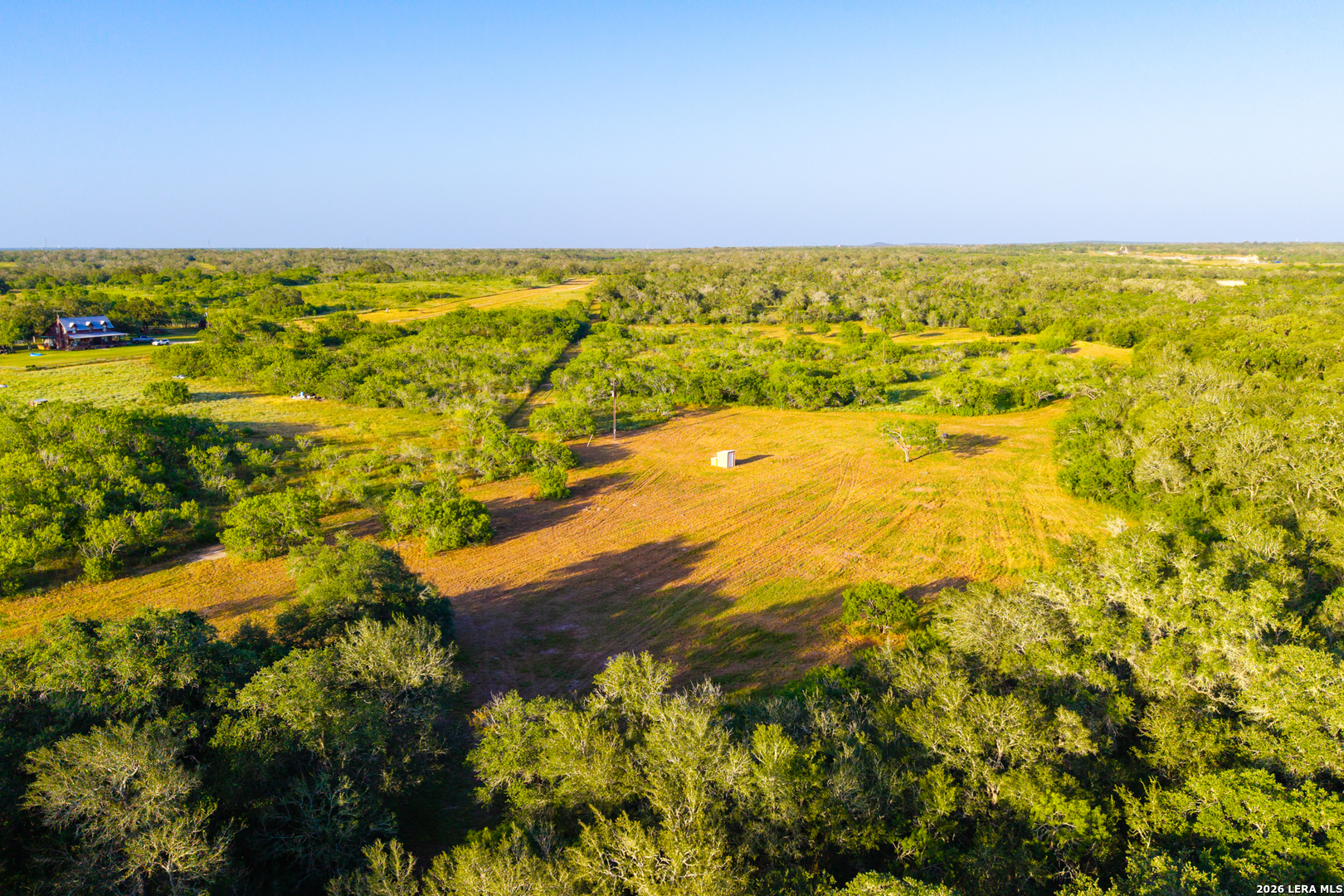 main property photo 30