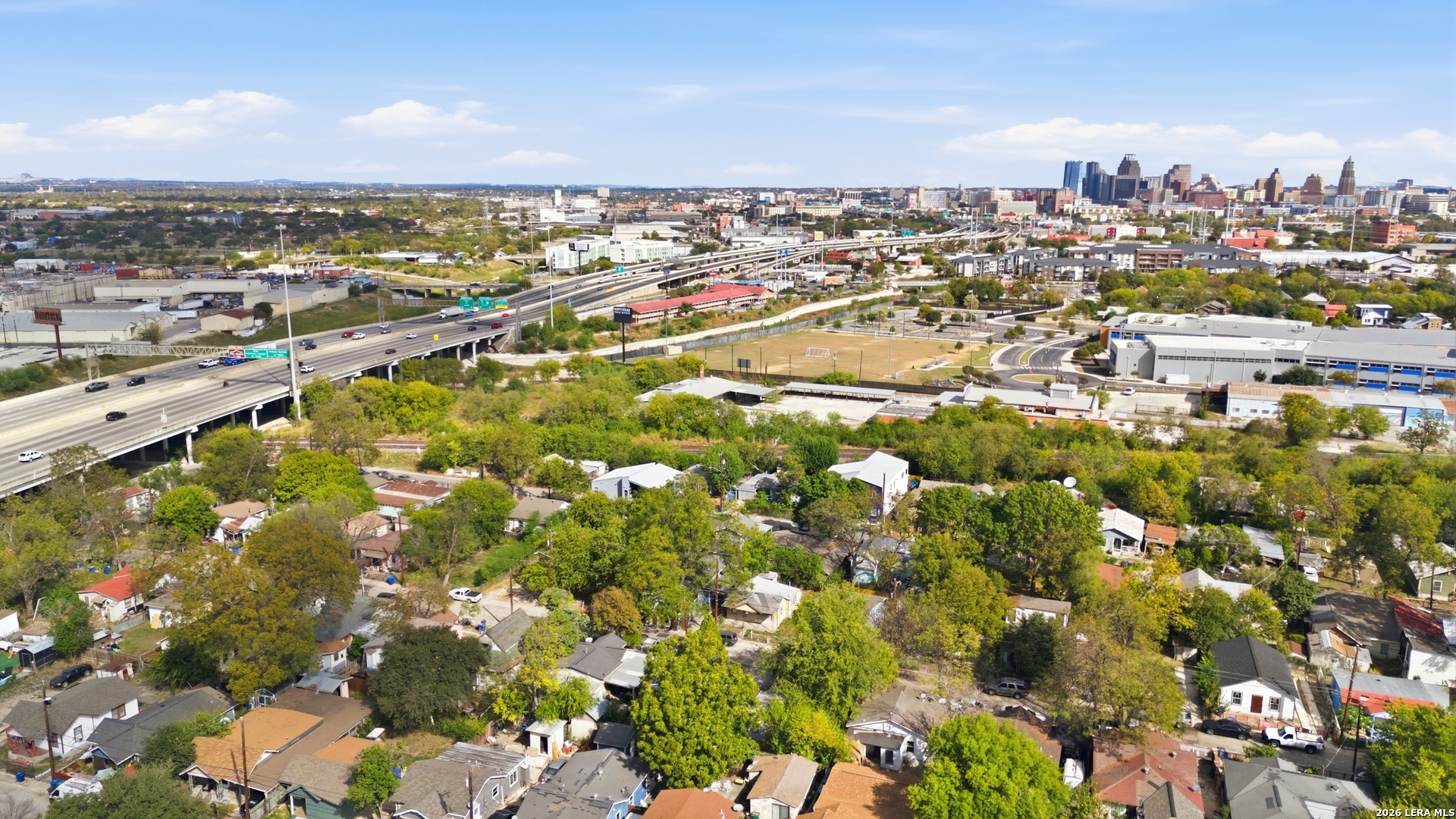 main property photo 18