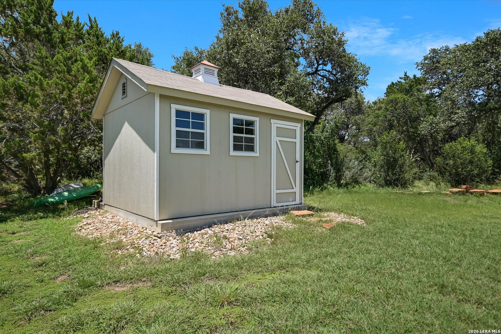 main property photo 25