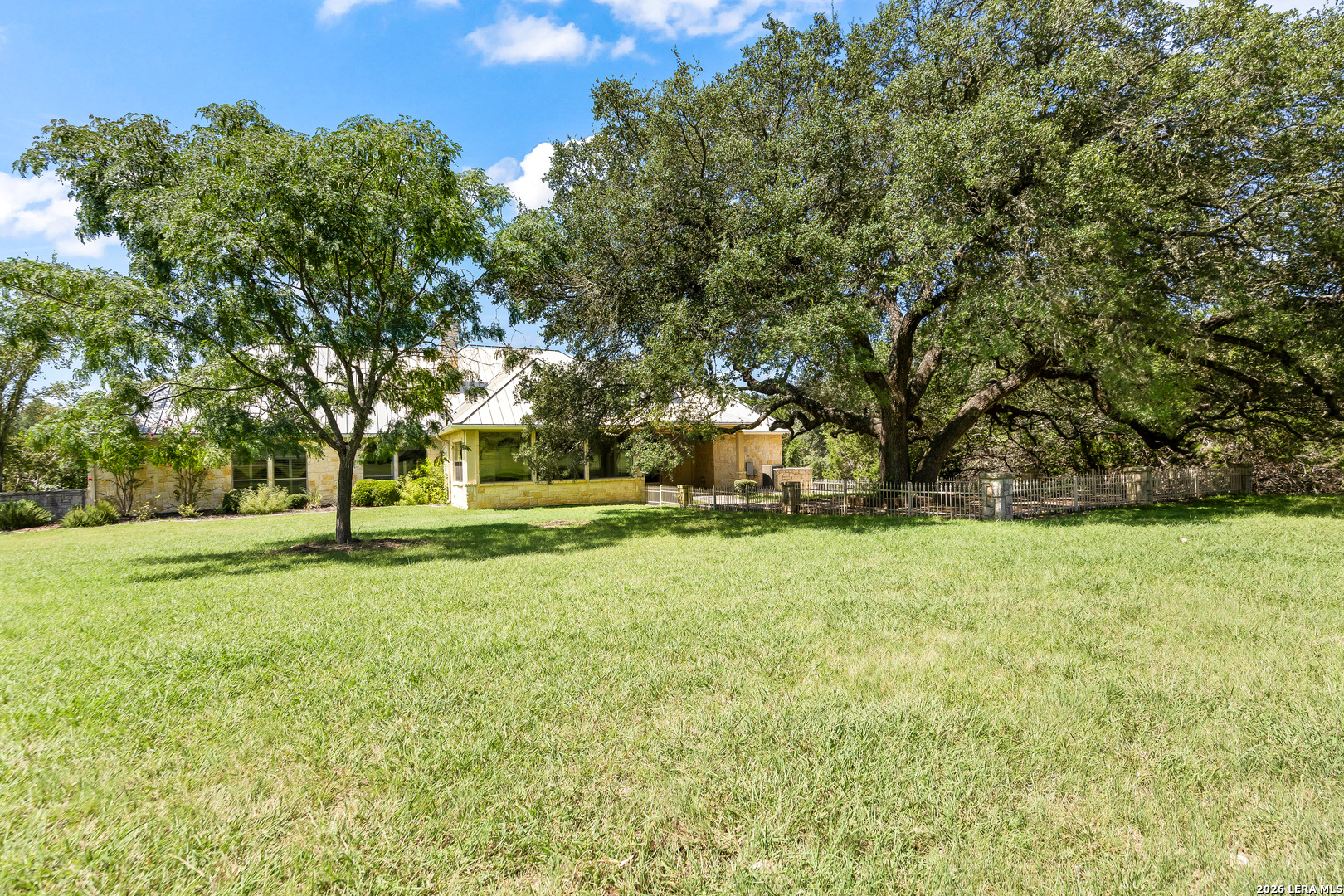 main property photo 51
