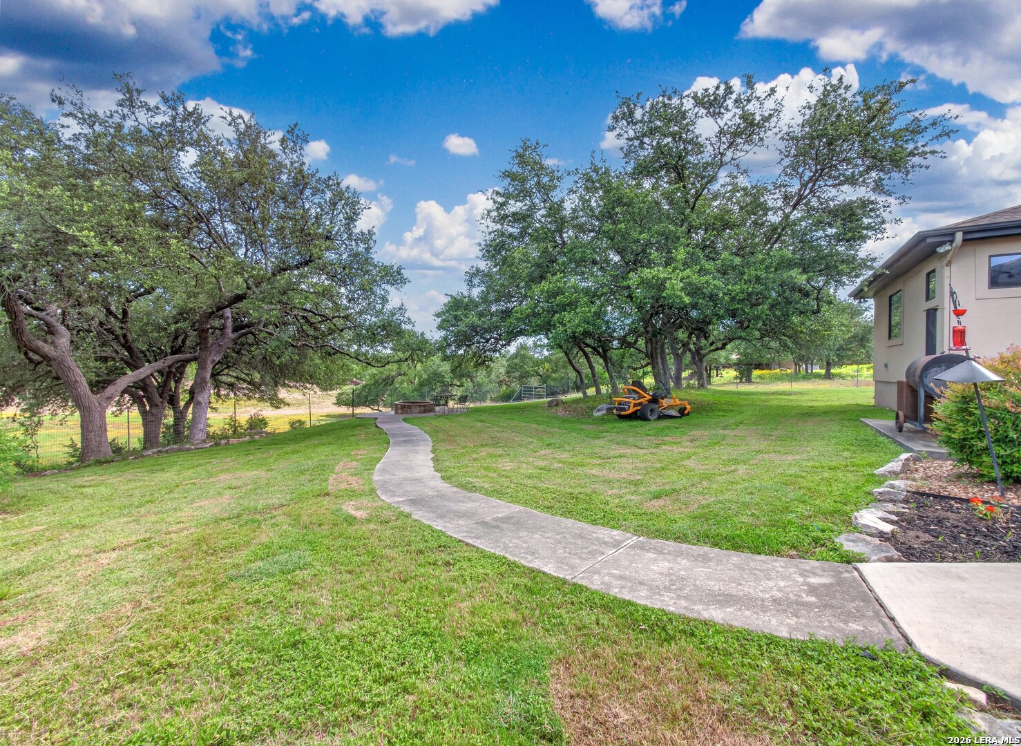 main property photo 49