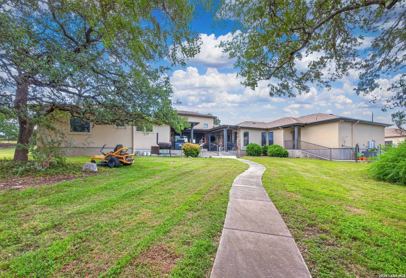 main property photo 51