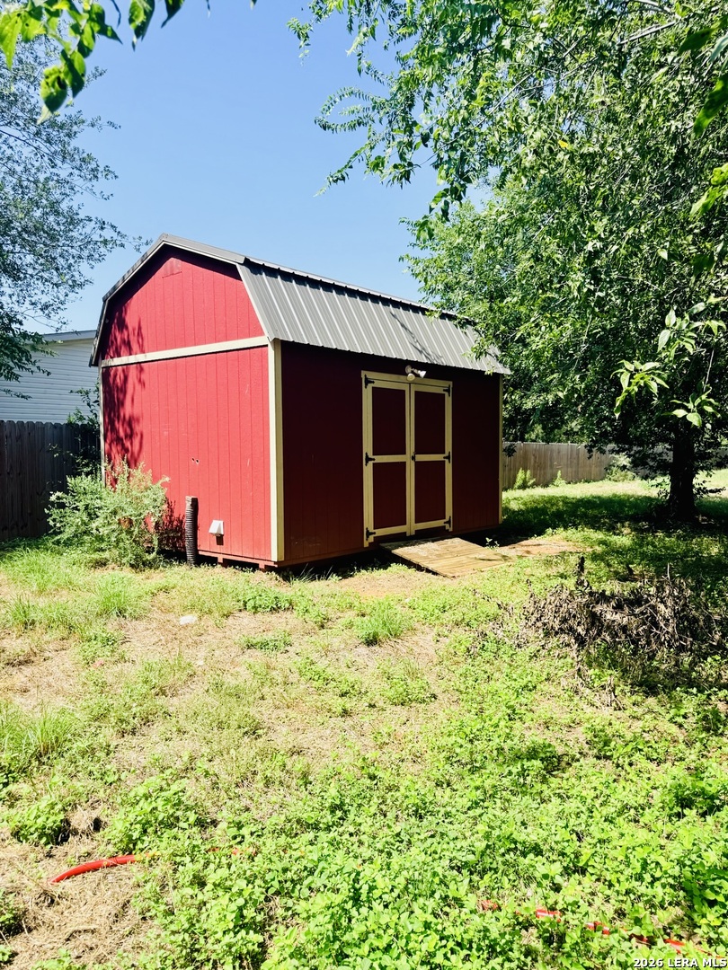 main property photo 14