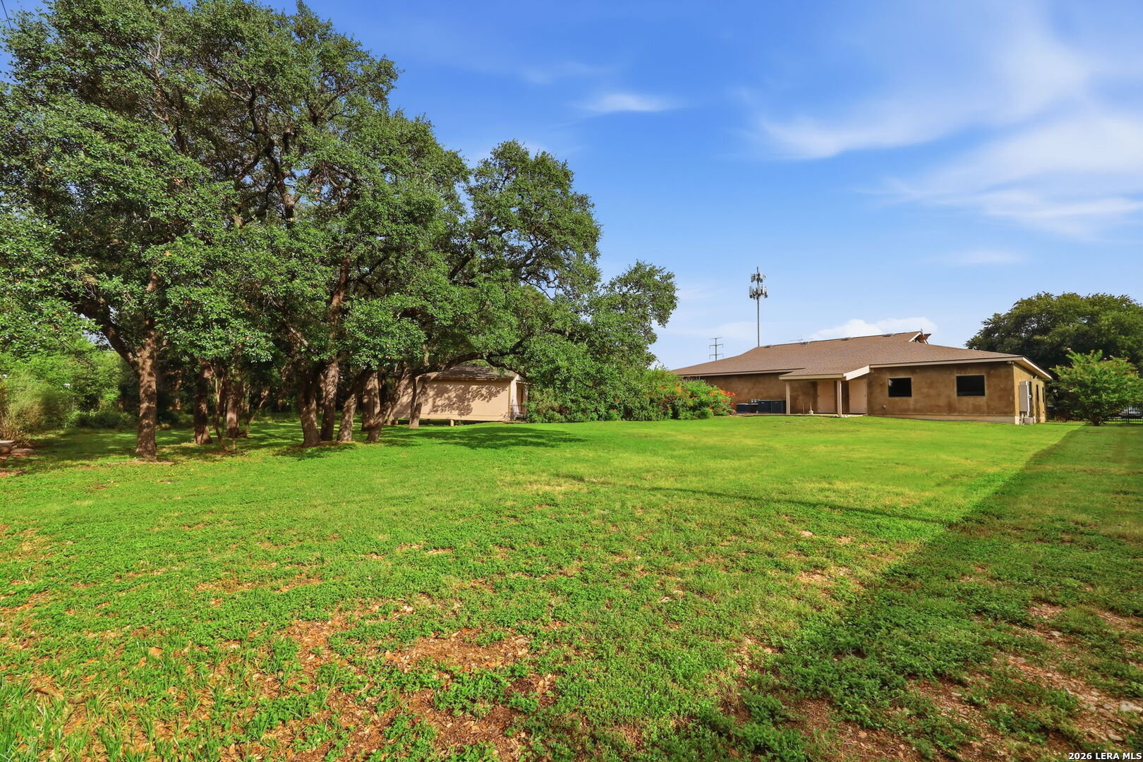 main property photo 15