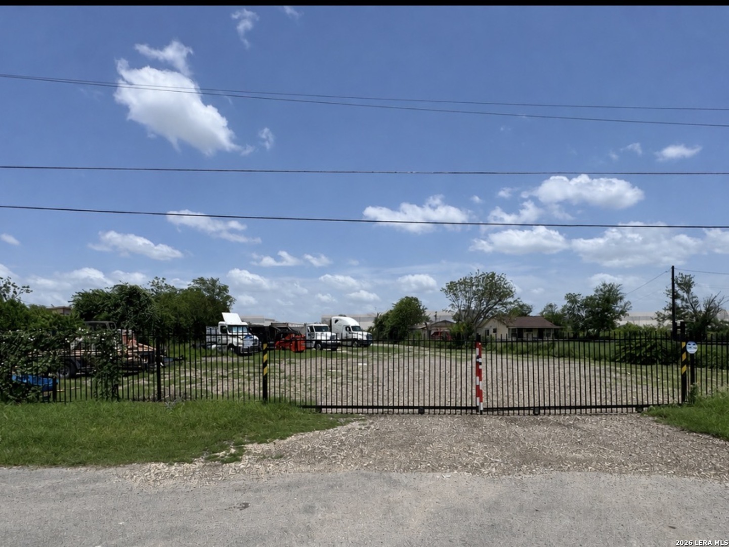 main property photo 0