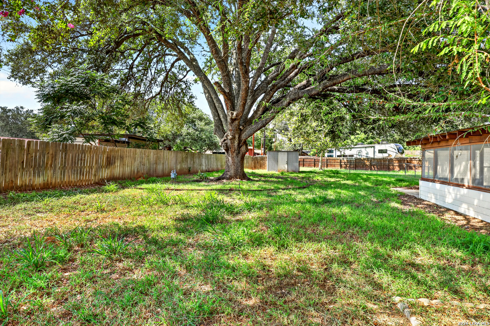 main property photo 25