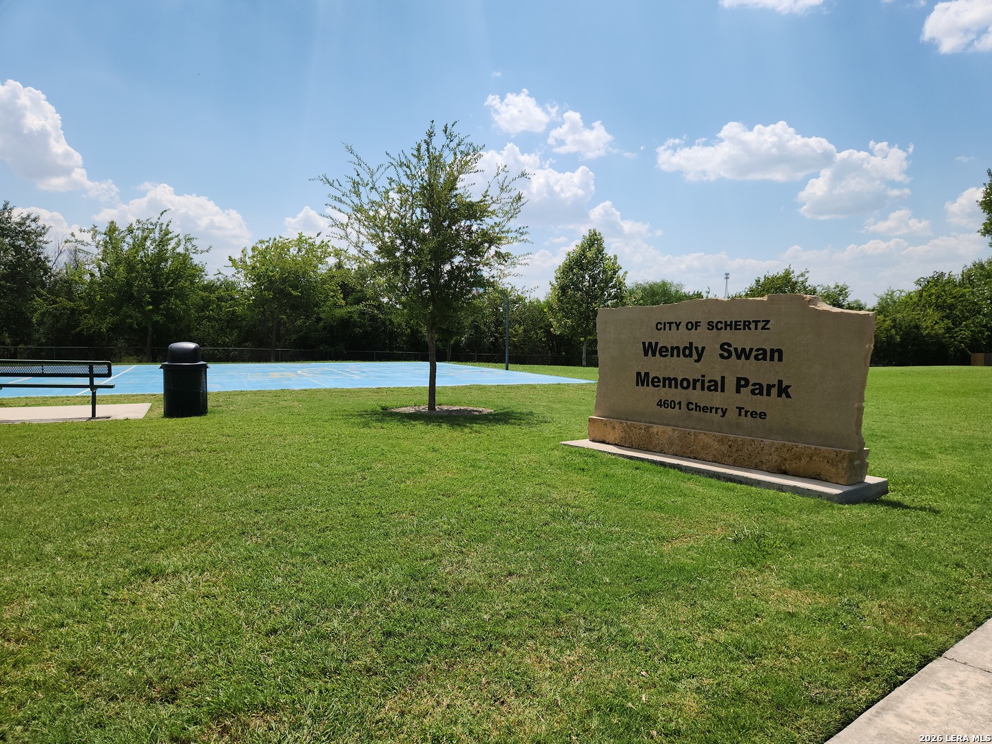 main property photo 19