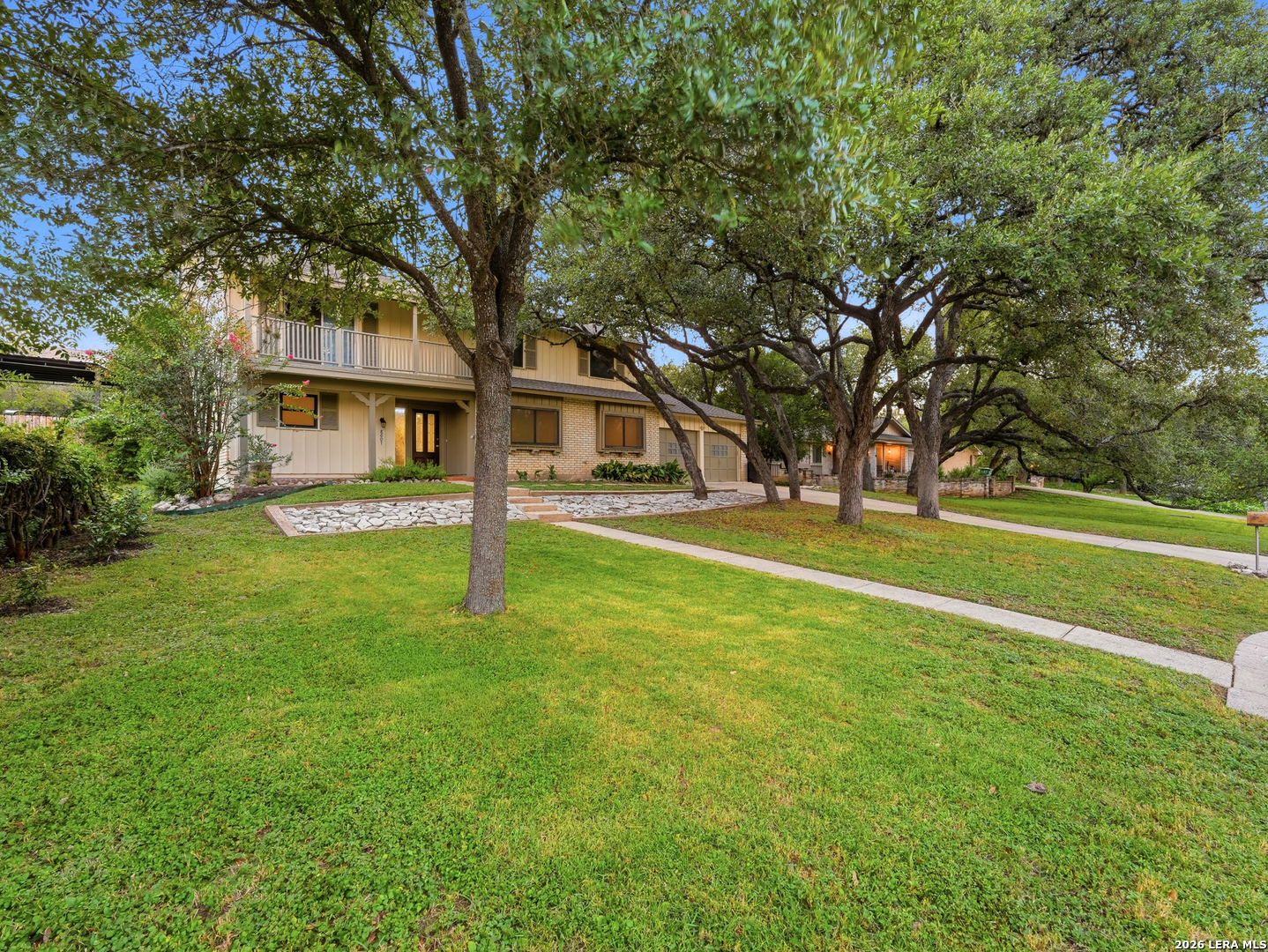 main property photo 2