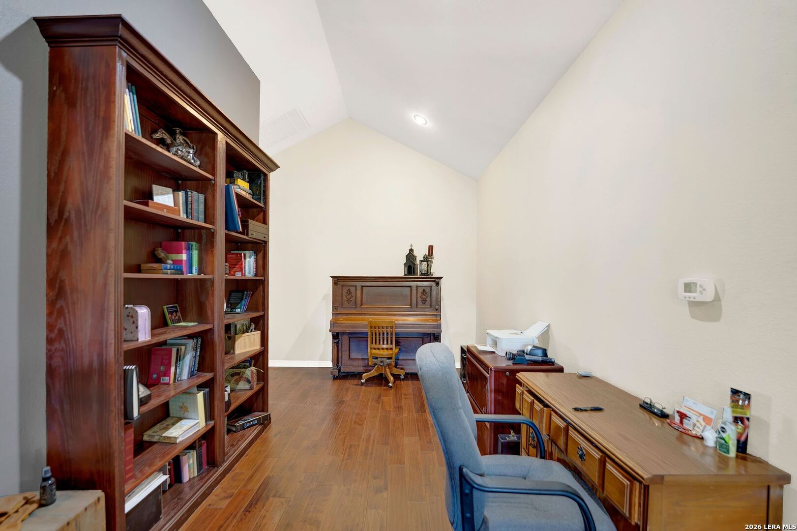 main property photo 19