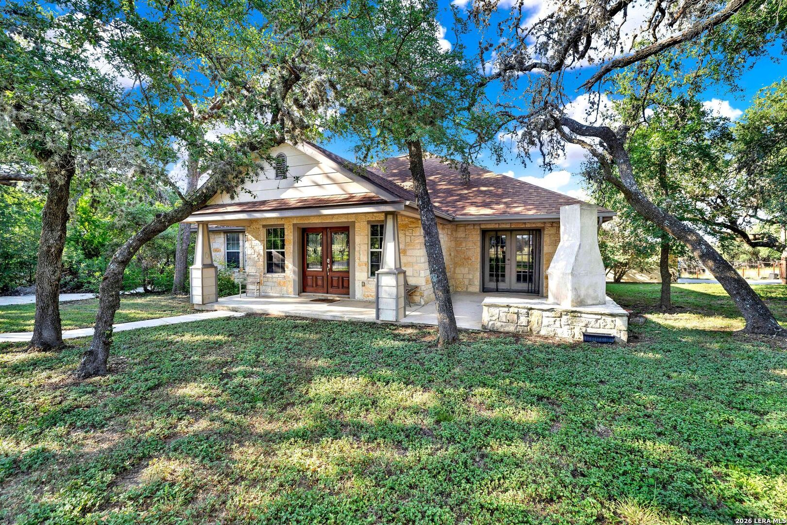 main property photo 2