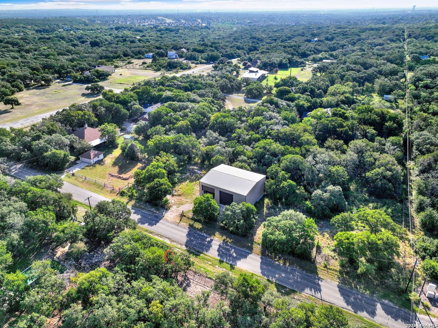 main property photo 40