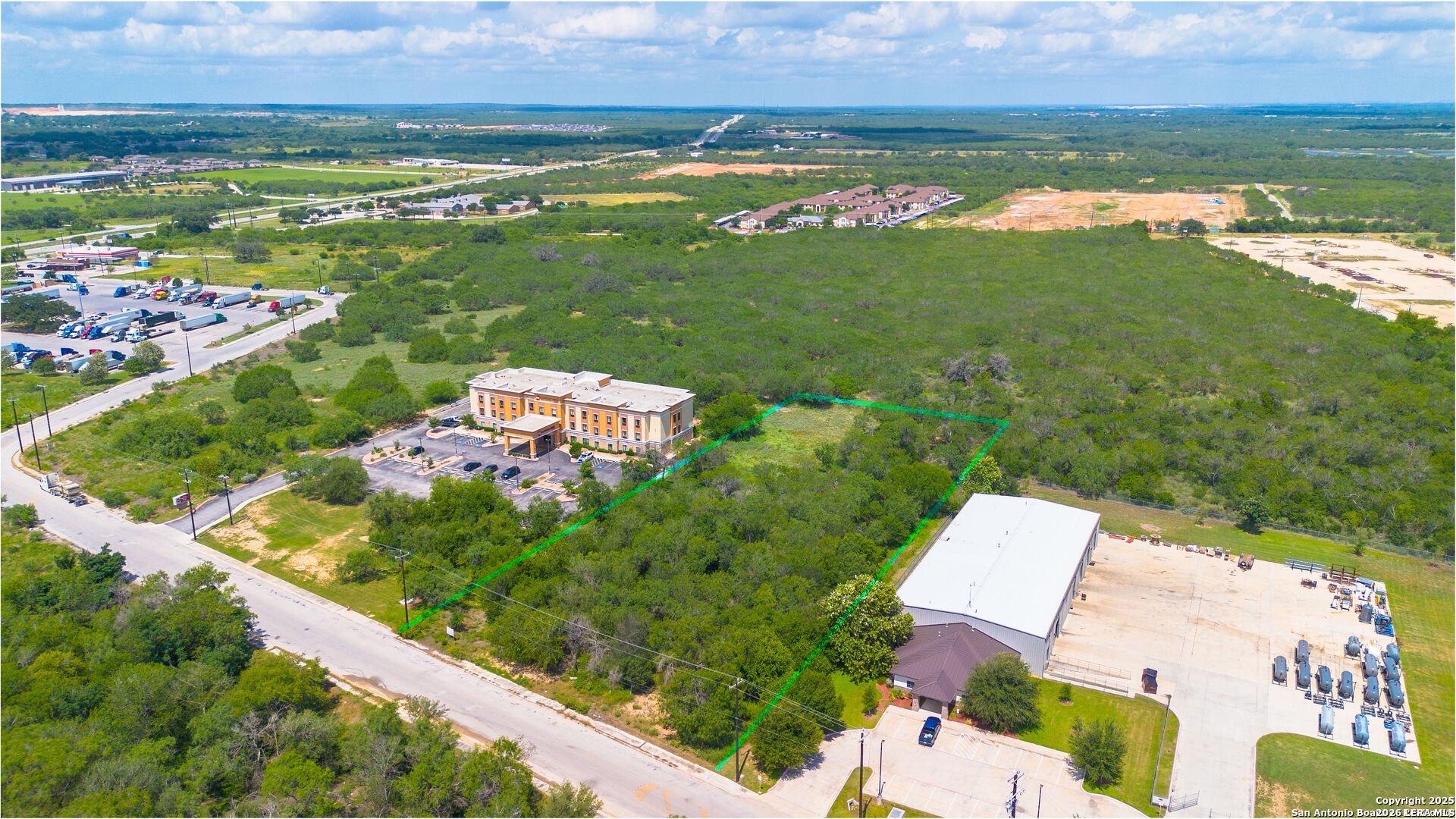 main property photo 2