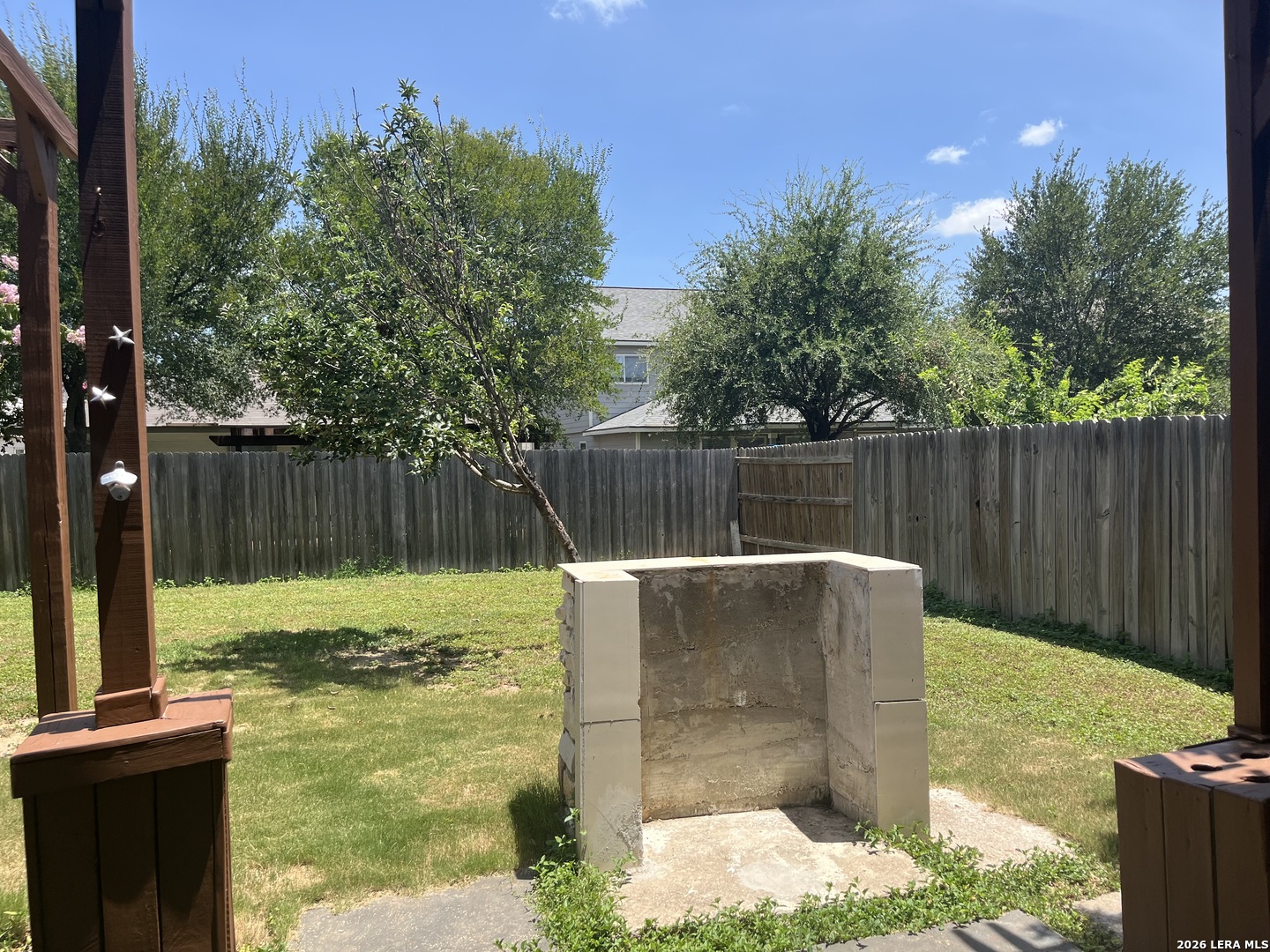 main property photo 20