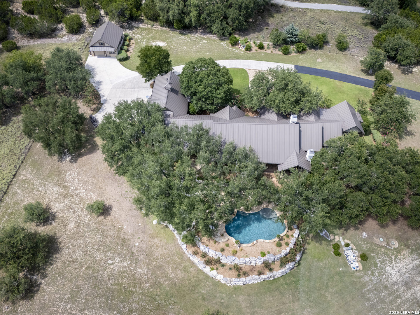 main property photo 69