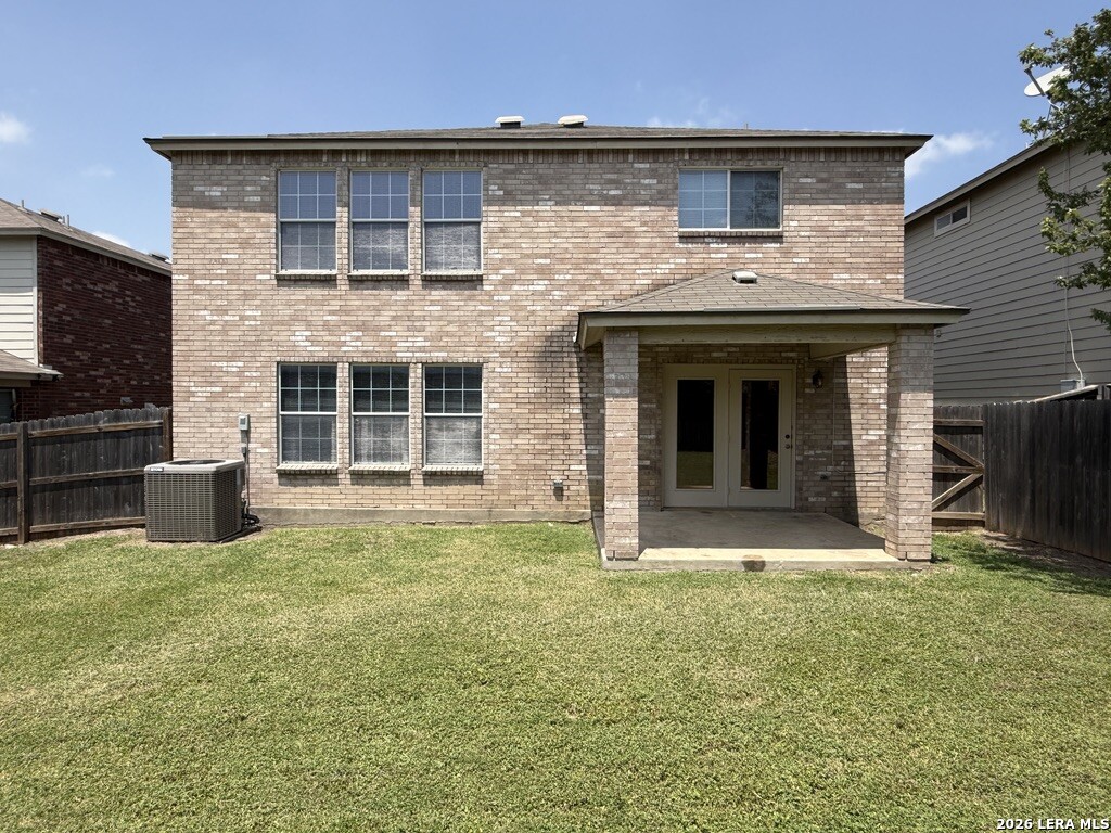 main property photo 30