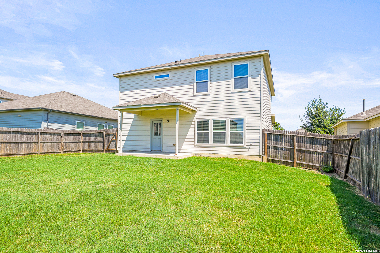main property photo 31