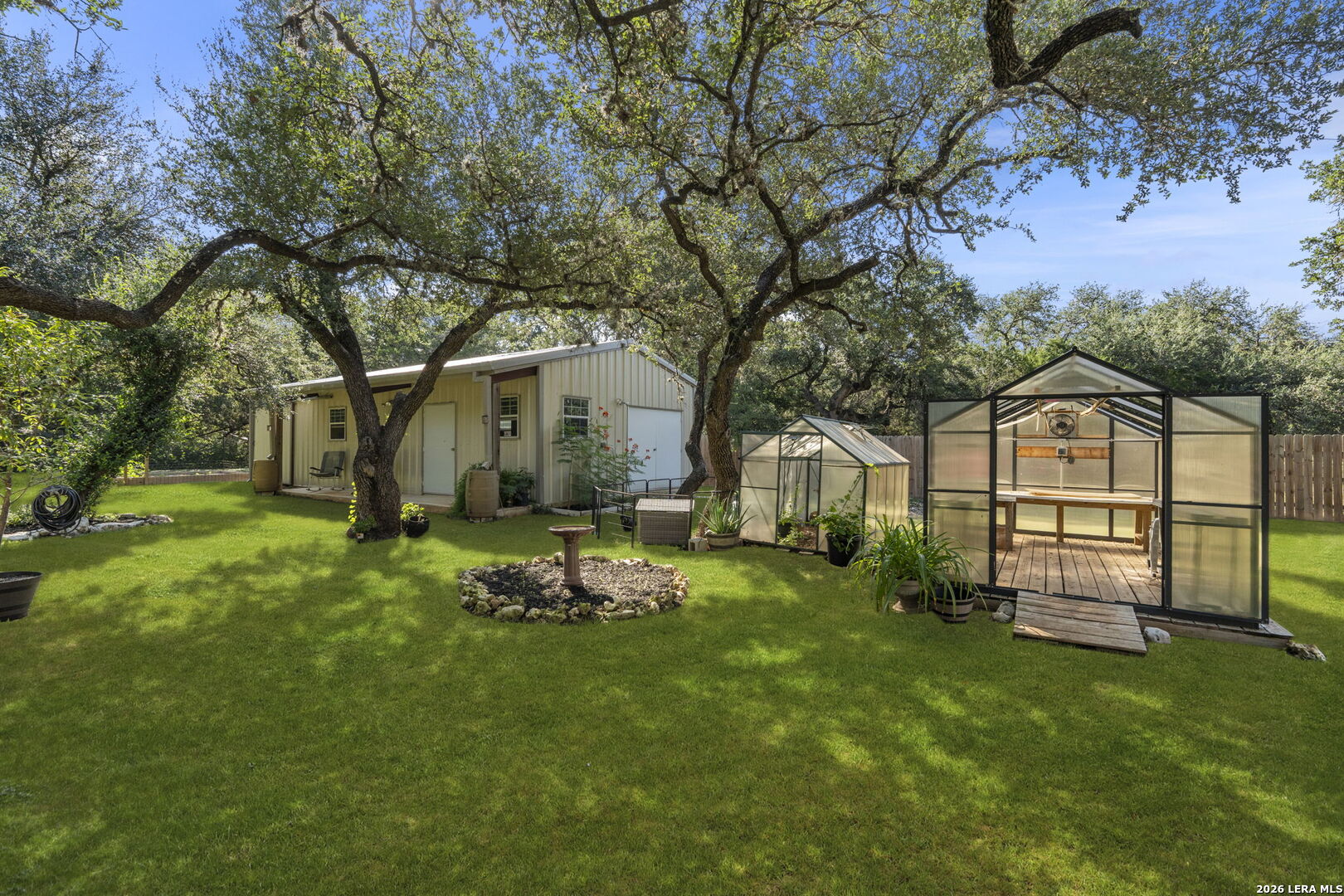 main property photo 27