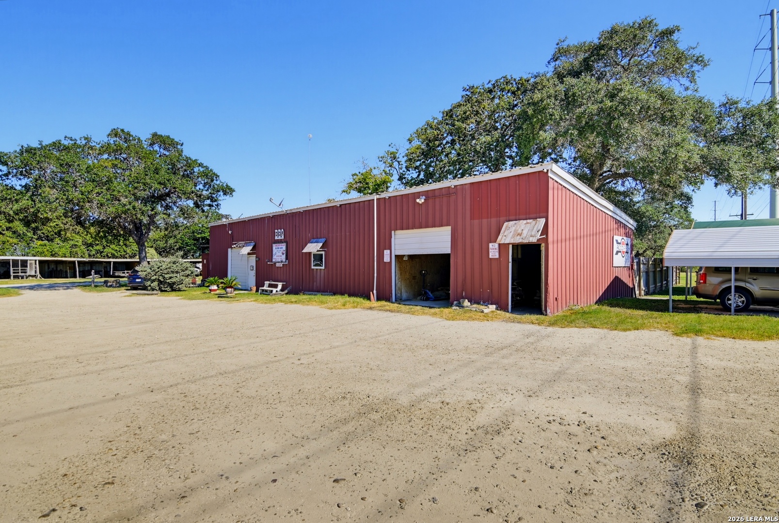 main property photo 20