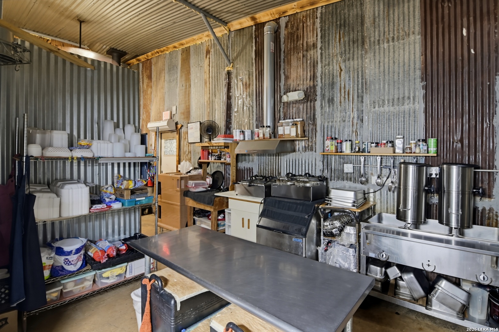 main property photo 32