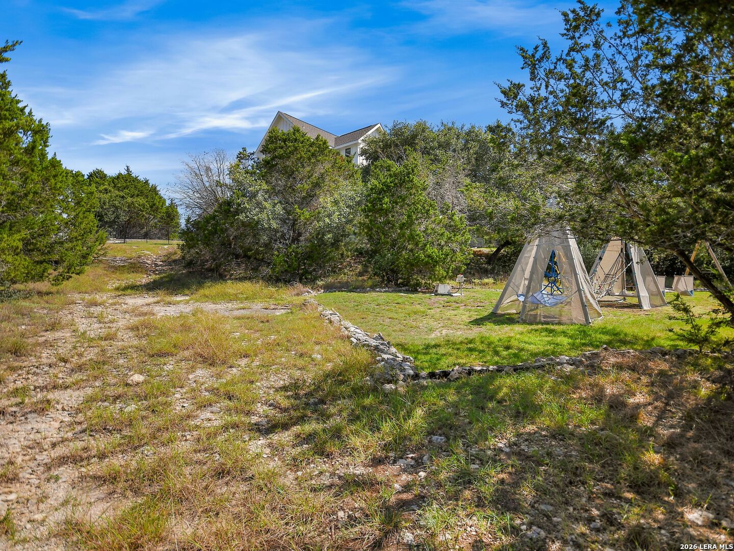 main property photo 50
