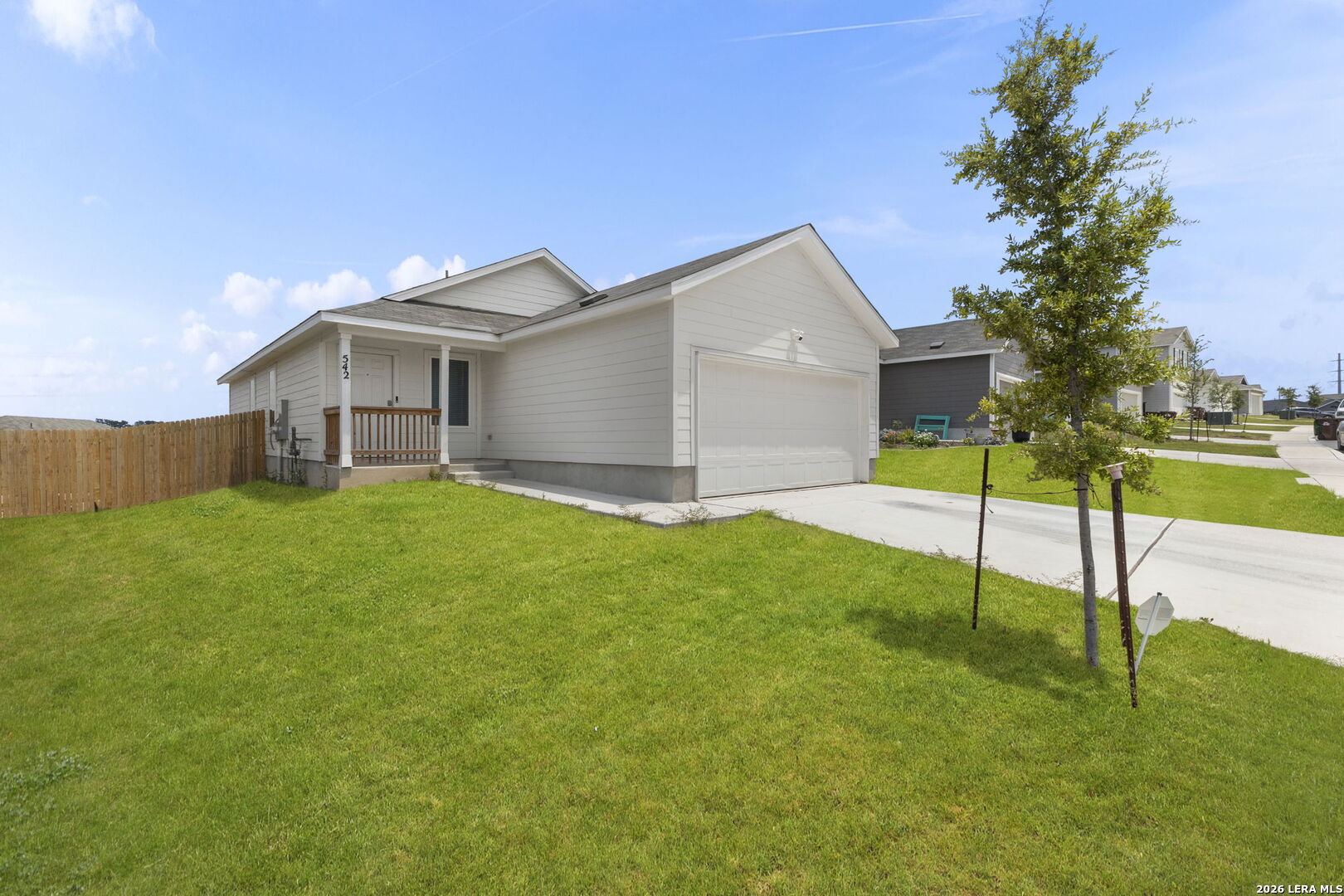 main property photo 3
