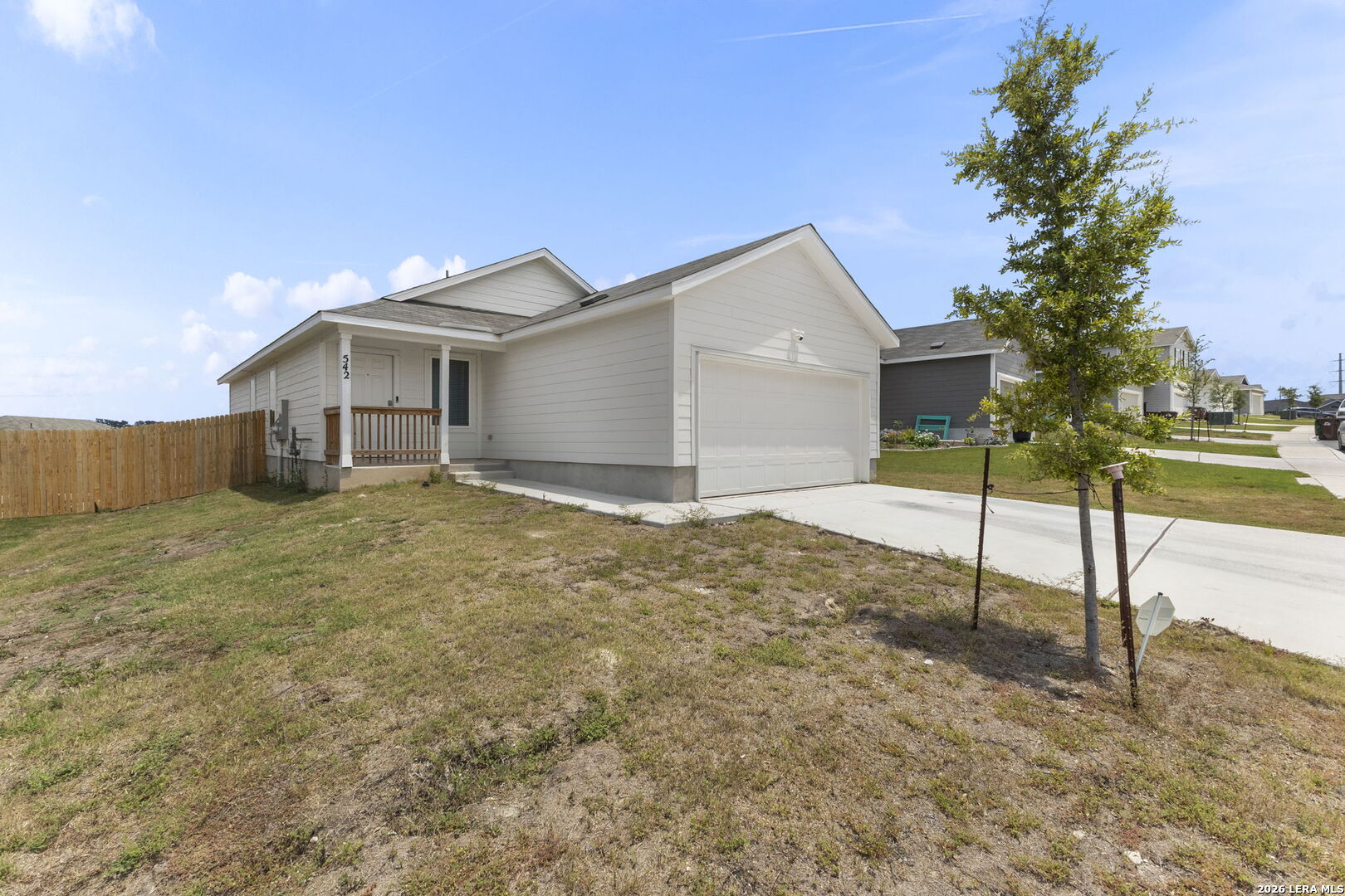 main property photo 30