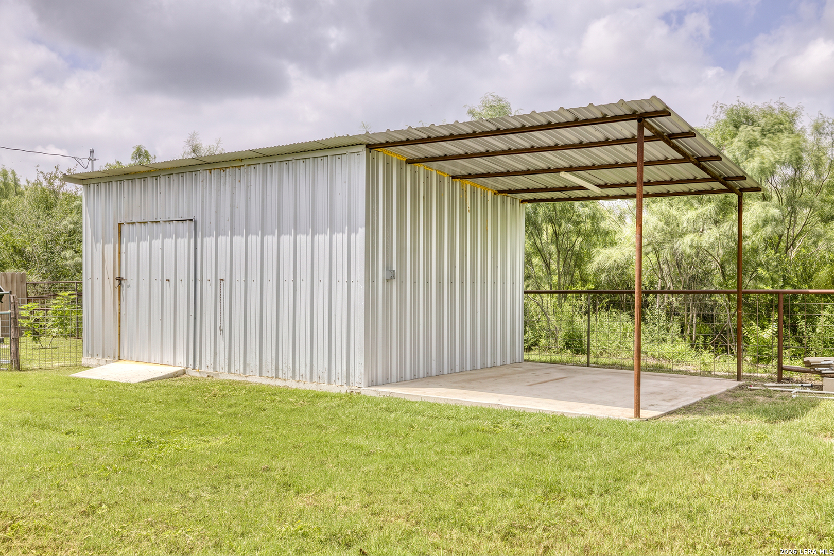 main property photo 43