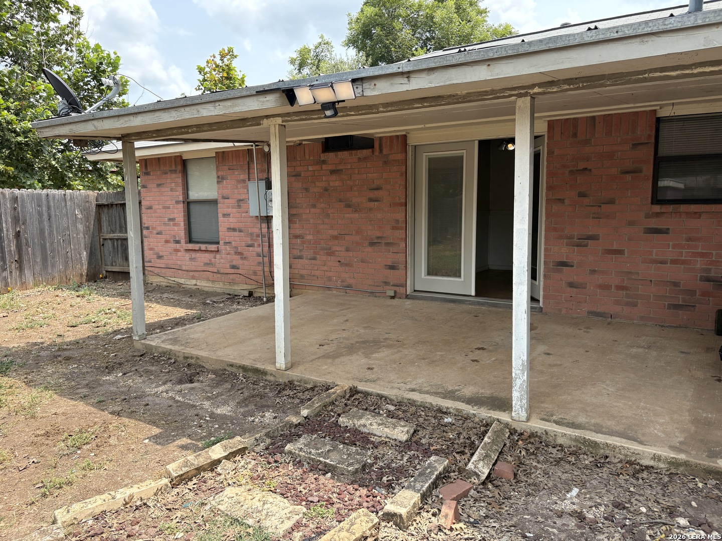 main property photo 20