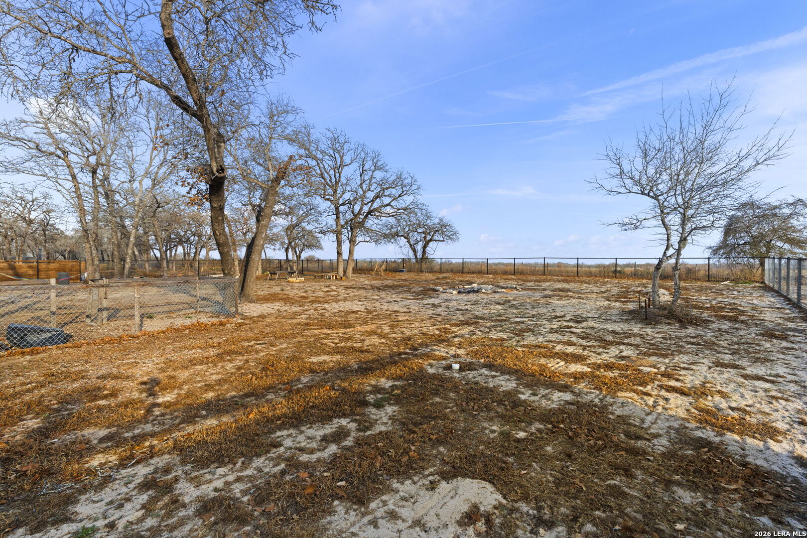 main property photo 50
