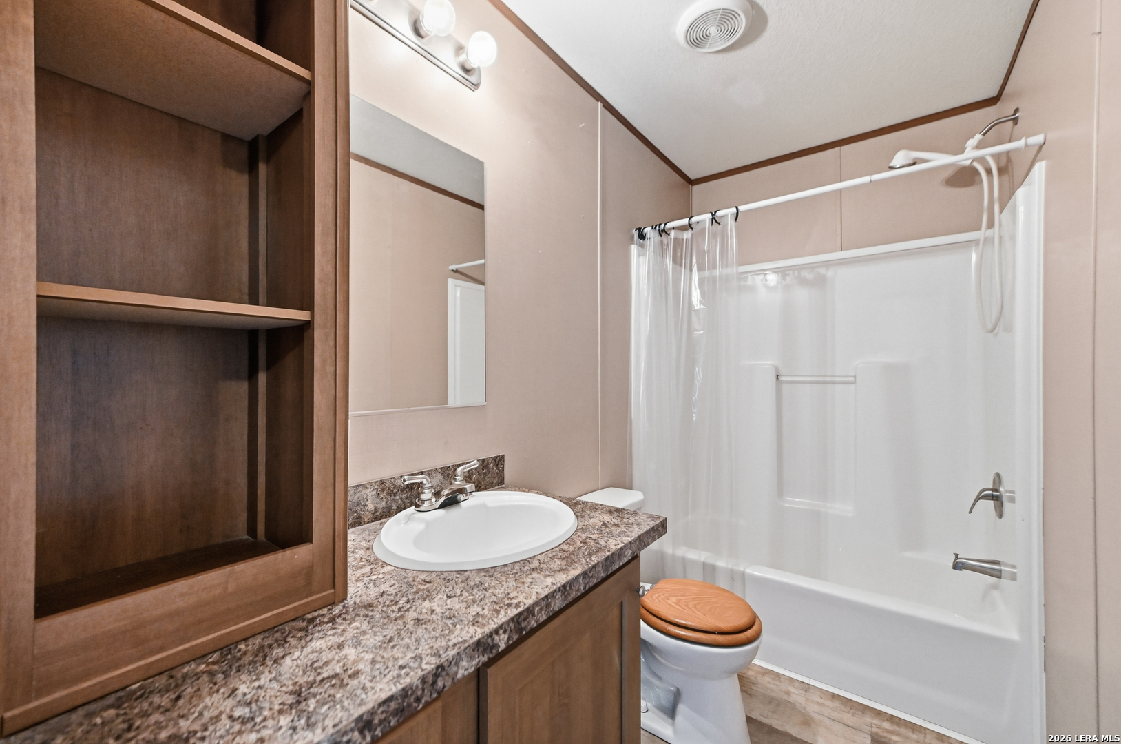 main property photo 68