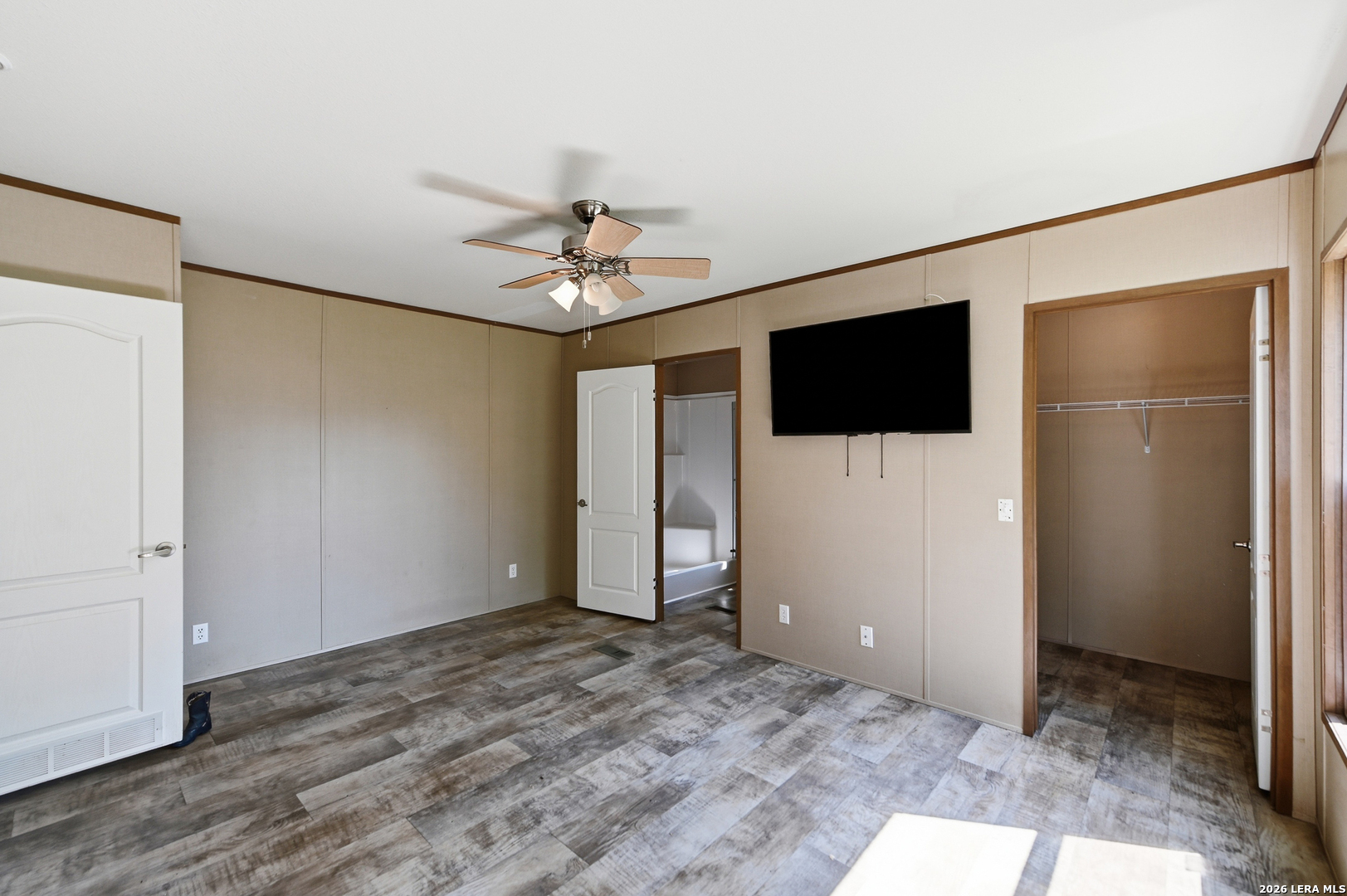 main property photo 72