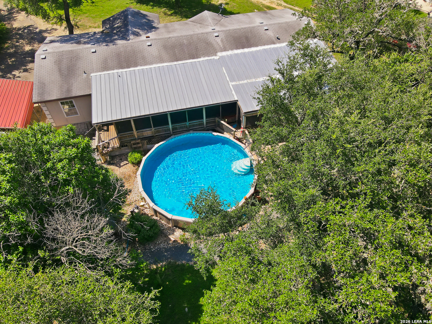 main property photo 78