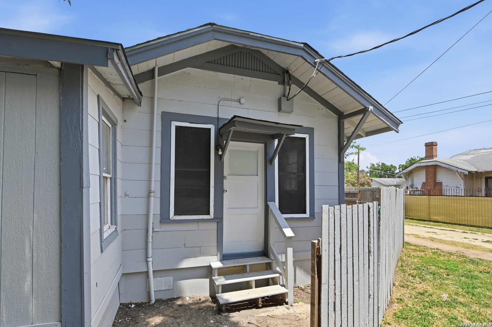 main property photo 18