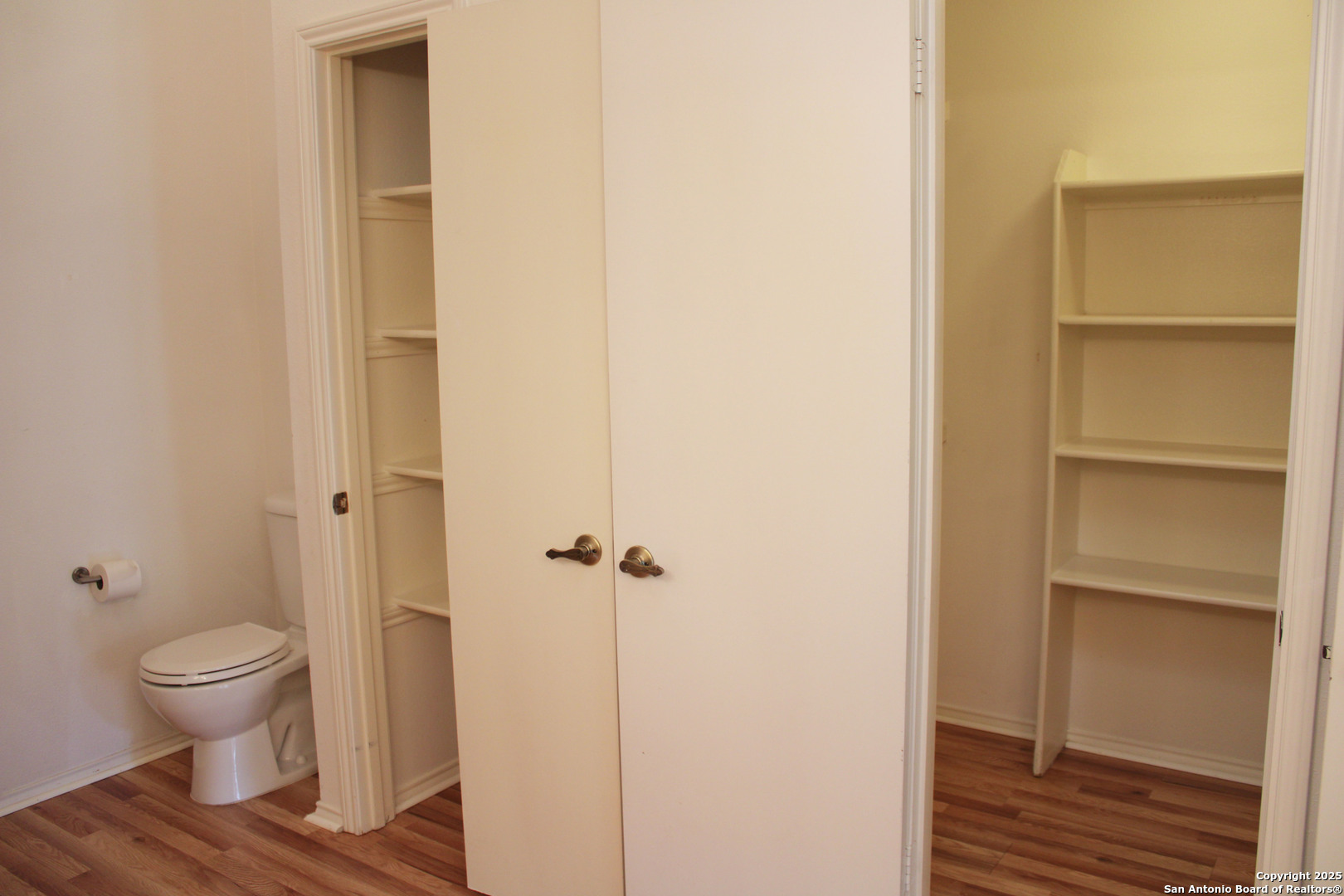 main property photo 15